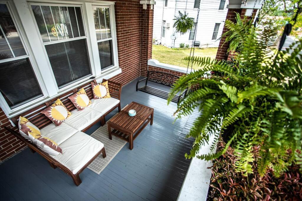 Charming 1932 Craftsman - The Bohannon House Luray Exterior foto